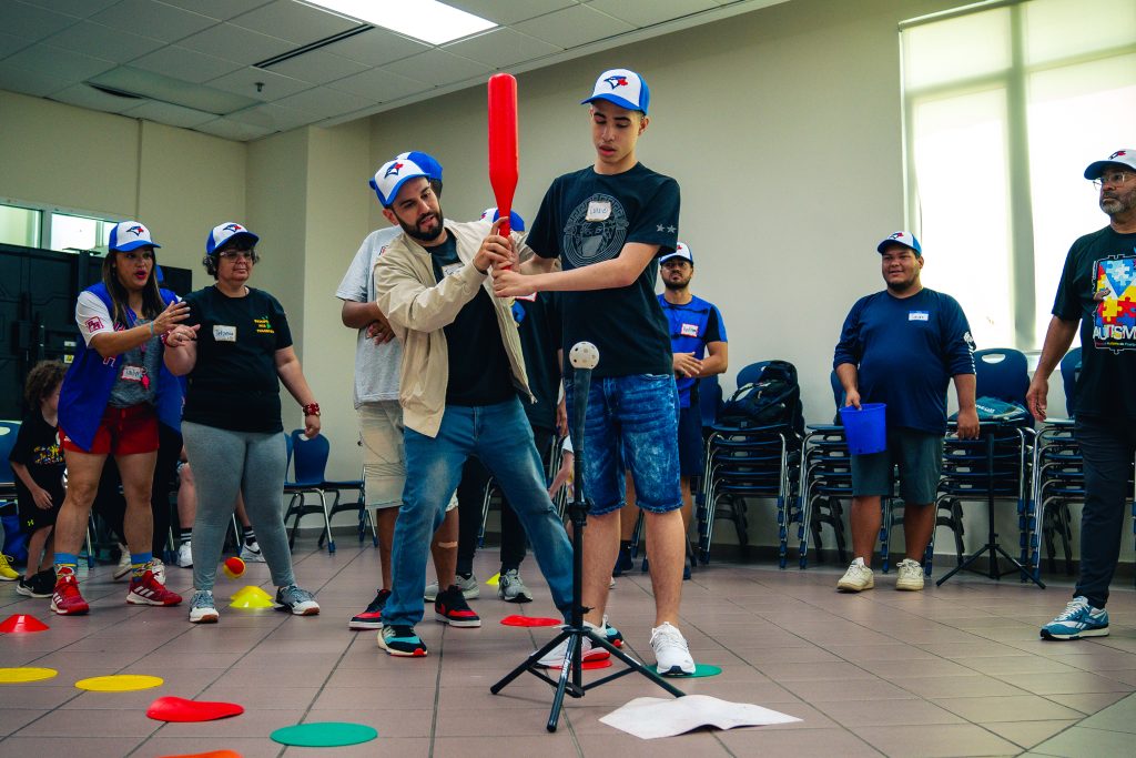 Fundación La Mákina Lanza Programa Little League Challenger